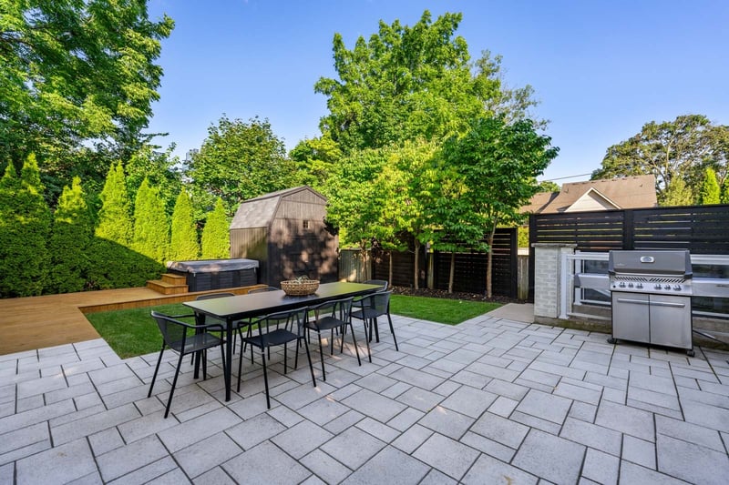Luxury estate at 505 Burlington Avenue, Burlington, ON — photo 39
