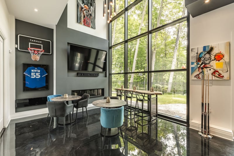 Luxury estate at 757 Rue des Chardonnerets, Mont-Saint-Hilaire, QC — photo 27