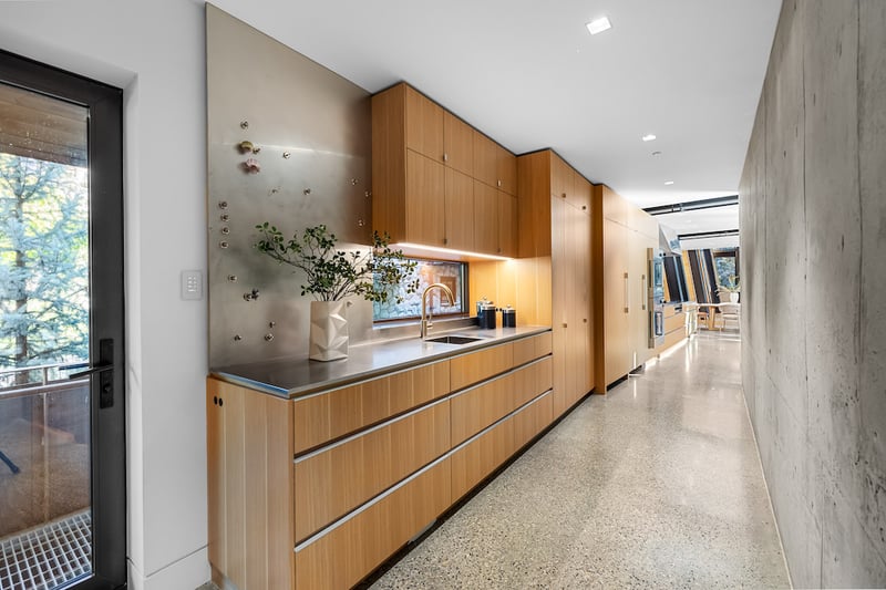 Luxury estate at 1308 Montreal Avenue Southwest, Calgary, AB — photo 12