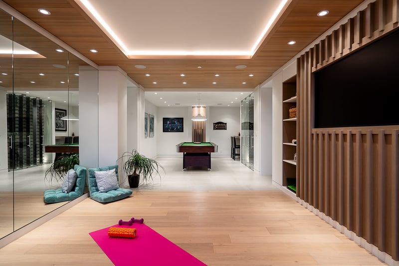 Luxury estate at 13386 Marine Drive, Surrey, BC — photo 25