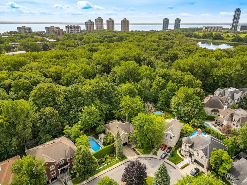 Luxury estate at 25 Rue des Tourterelles, Montréal, QC — photo 35