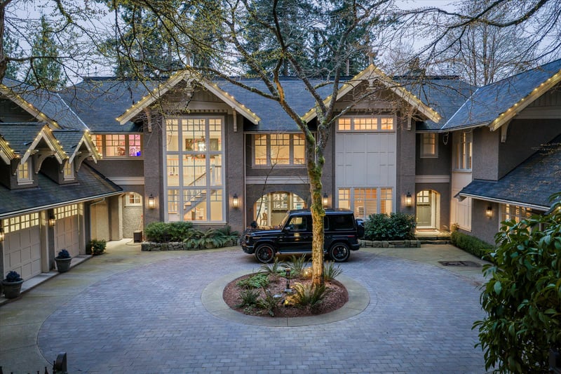 Luxury estate at 2958 Mathers Crescent, West Vancouver, BC — photo 2