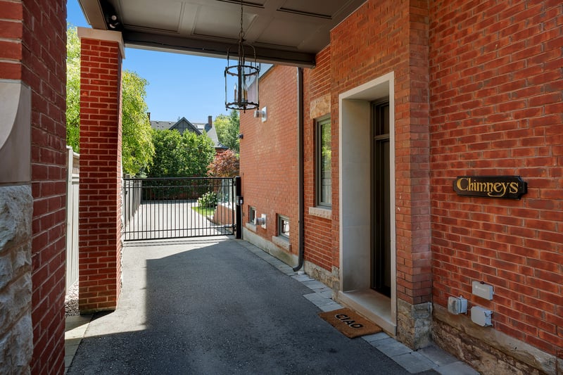 Luxury estate at 3 Whitney Avenue, Toronto, ON — photo 39