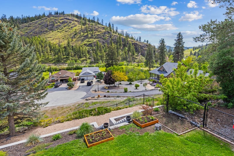 Luxury estate at 119 St Andrews Dr, Cawston, BC — photo 8