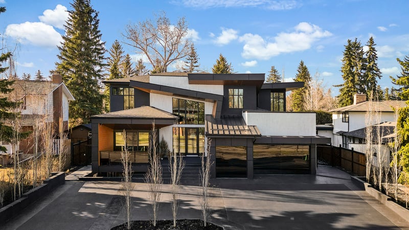 Luxury estate at 1016 Beverley Boulevard Southwest, Calgary, AB — photo 26
