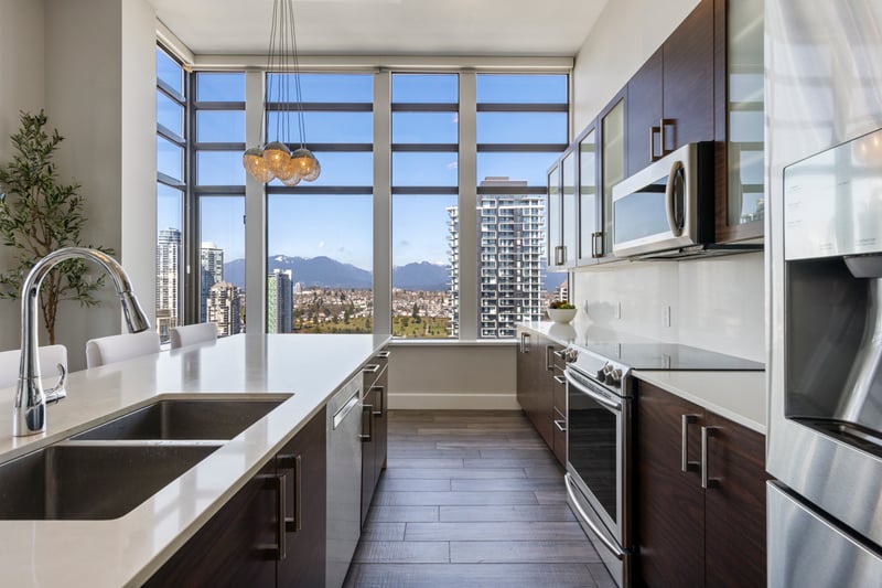 Luxury estate at 2355 Madison Avenue, Burnaby, BC — photo 8