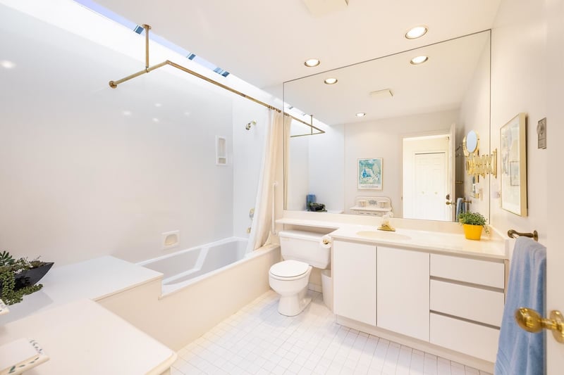 Luxury estate at 5360 Meadfeild Road, West Vancouver, BC — photo 24