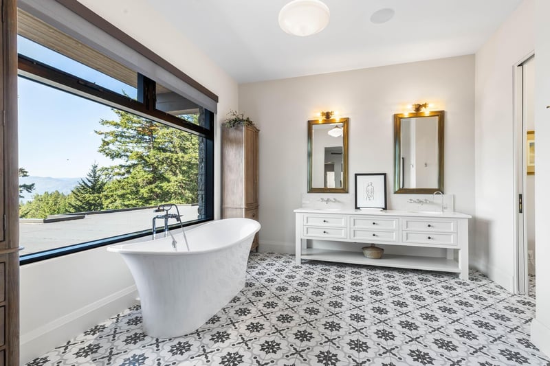 Luxury estate at 26 Commonage Road, Vernon, BC — photo 20