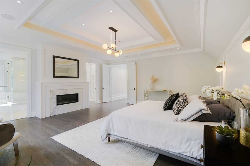 Luxury estate at 15 Bayberry Crescent, Toronto — photo 16