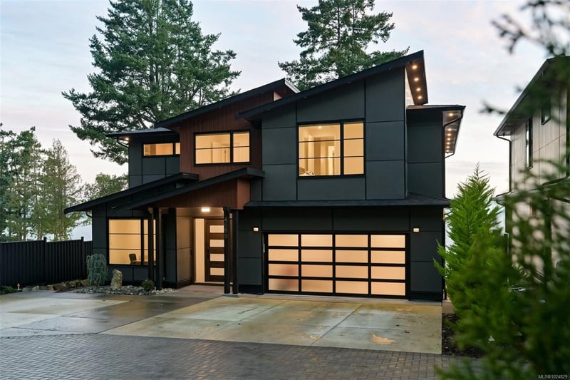 Luxury estate at 4599 Cordova Bay Road, Saanich, BC — photo 2