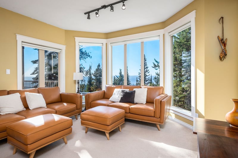 Luxury estate at 720 Monashee Court, Vernon, BC — photo 6