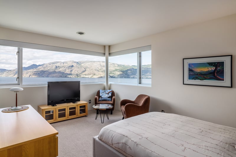 Luxury estate at 18555 Matsu Drive, Summerland, BC — photo 18