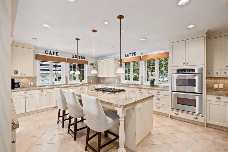Luxury estate at 3105 Thacker Drive, West Kelowna, BC — photo 11