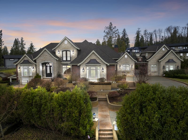 Luxury estate at 12055 265A Street, Maple Ridge, BC — photo 3