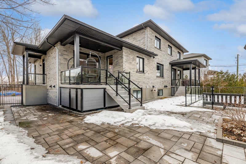 Luxury estate at 220 Jeanne-Servignan, Carignan, QC — photo 34