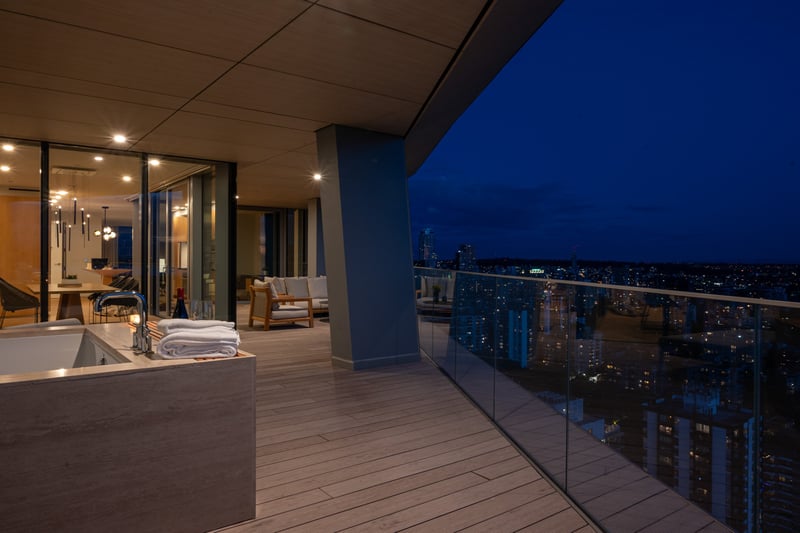 Luxury estate at 1568 Alberni Street #3703, Vancouver, BC — photo 9