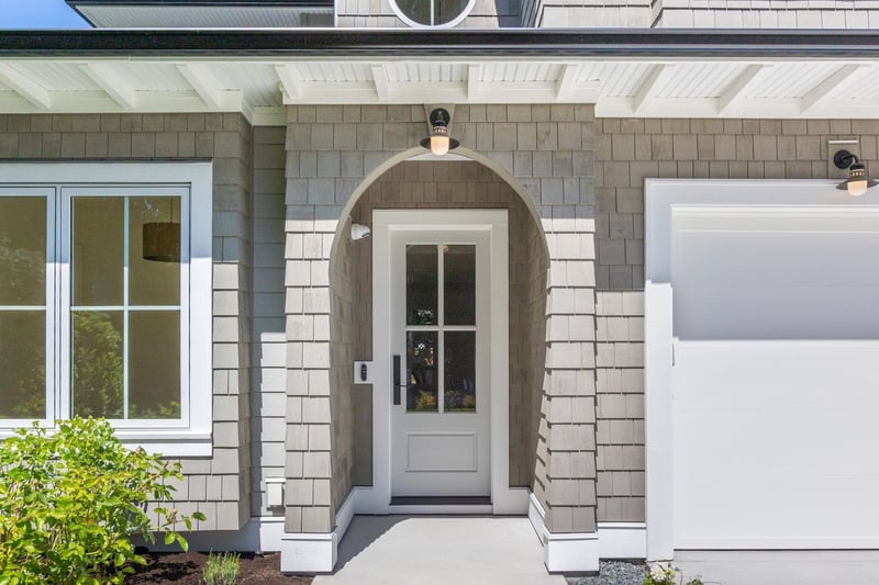 Luxury estate at 12641 15 Avenue, Surrey, BC — photo 3