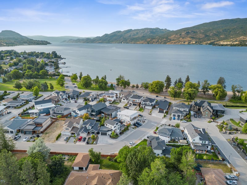 Luxury estate at 886 Lighthouse landing, Summerland, BC — photo 36
