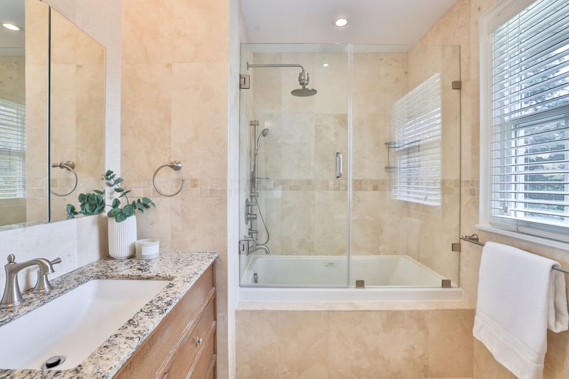 Luxury estate at 1163 Cayente Place, Mississauga, ON — photo 11