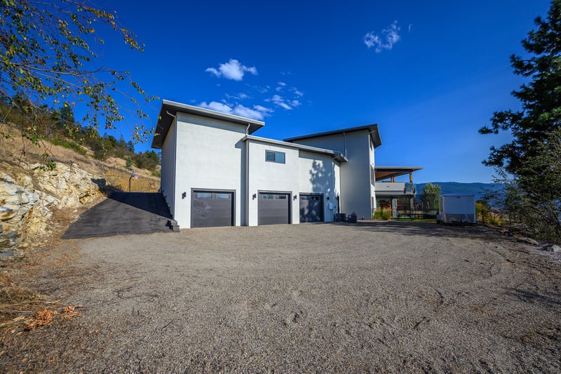 Luxury estate at 195 Ravine Drive, North Okanagan, BC — photo 25