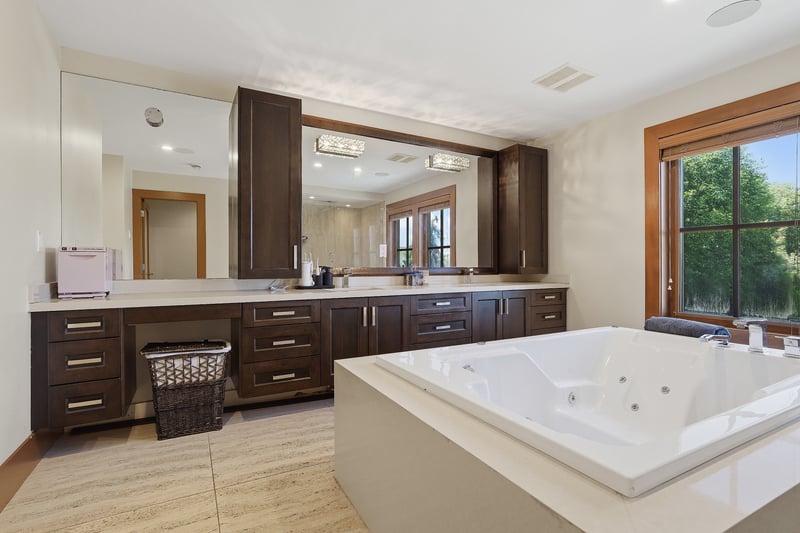 Luxury estate at 3228 164A Street, Surrey, BC — photo 28