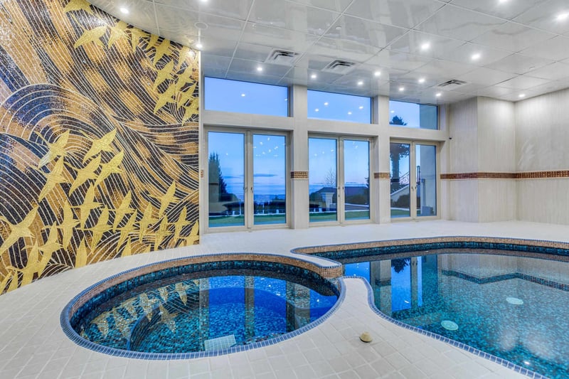 Luxury estate at 1175 Eyremount Drive, West Vancouver, BC — photo 18