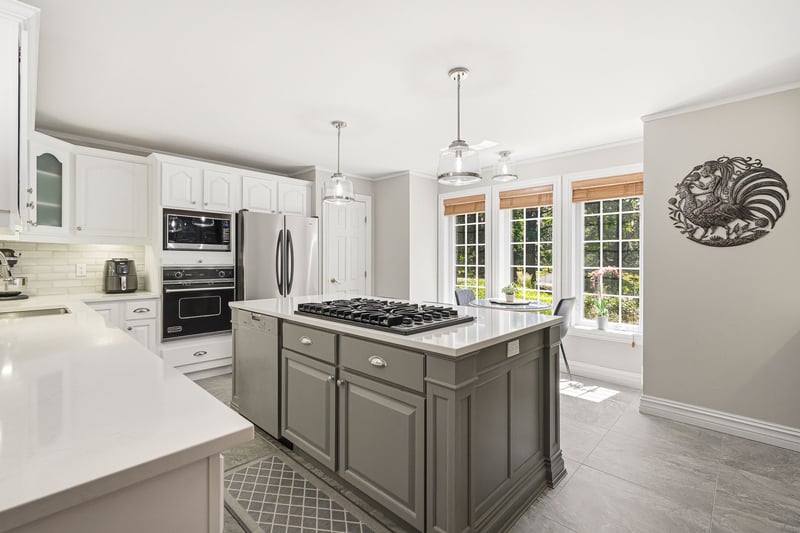 Luxury estate at 6 Rue des Éperviers, Granby, QC — photo 5
