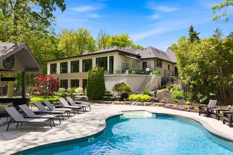 Luxury estate at 3205 Highpoint Court, Burlington, ON — photo 43