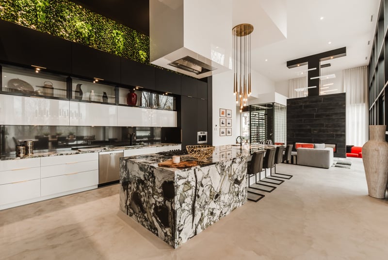 Luxury estate at 757 Rue des Chardonnerets, Mont-Saint-Hilaire, QC — photo 13