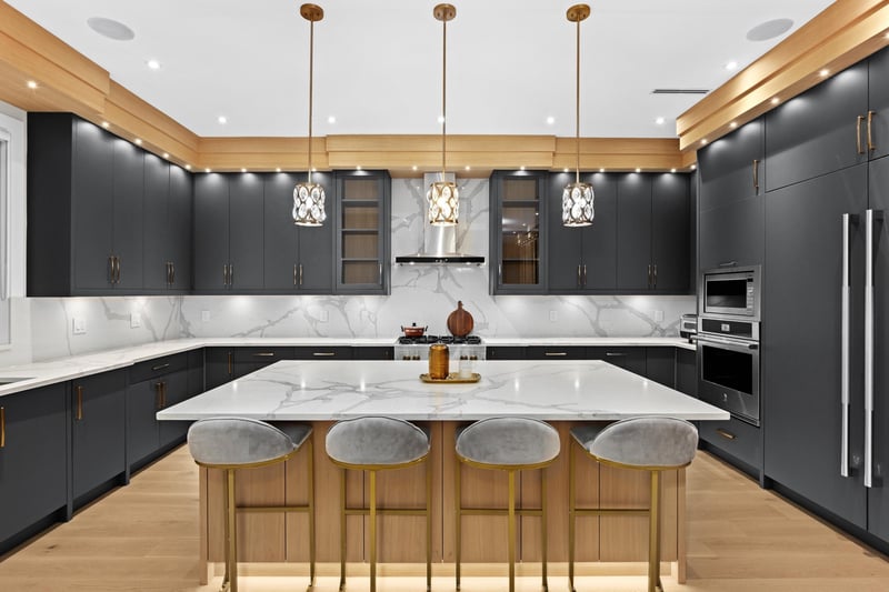 Luxury estate at 17568 102 Avenue, Surrey, BC — photo 8