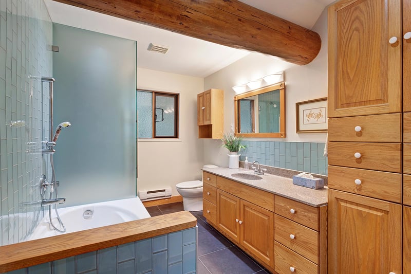 Luxury estate at 325 Bayview Road, Lions Bay, BC — photo 26