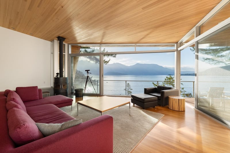 Luxury estate at 671 Bowen View Road, Port Mellon, BC — photo 9