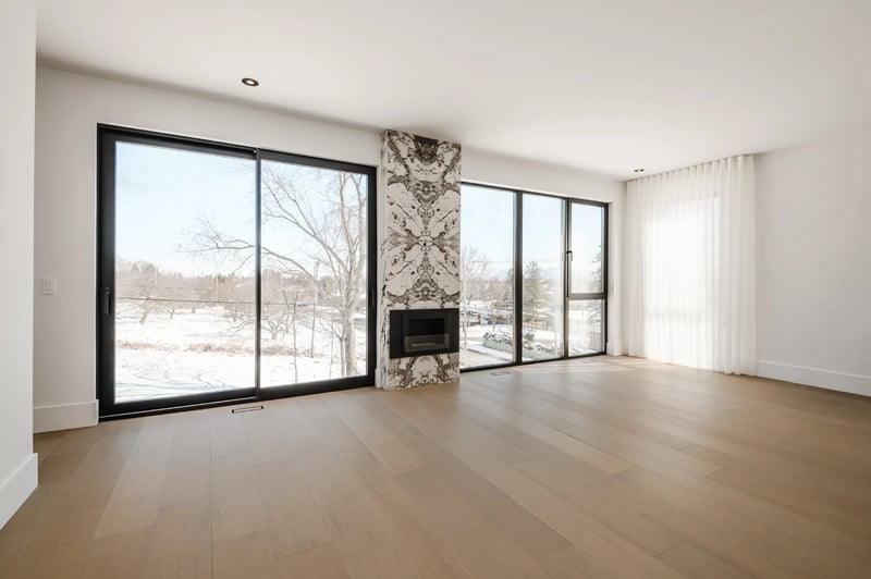 Luxury estate at 2040 Rue du Sommet Trinité, Saint-Bruno-de-Montarville, QC — photo 9