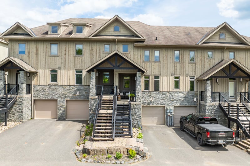 Luxury estate at 61 Rockmount Crescent, Gravenhurst, ON — photo 4