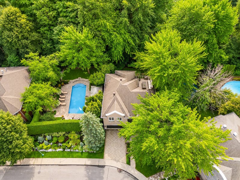 Luxury estate at 25 Rue des Tourterelles, Montréal, QC — photo 33