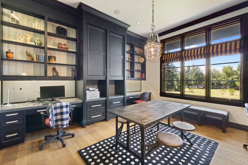 Luxury estate at 209 Pinnacle Ridge Place, Calgary, AB — photo 13