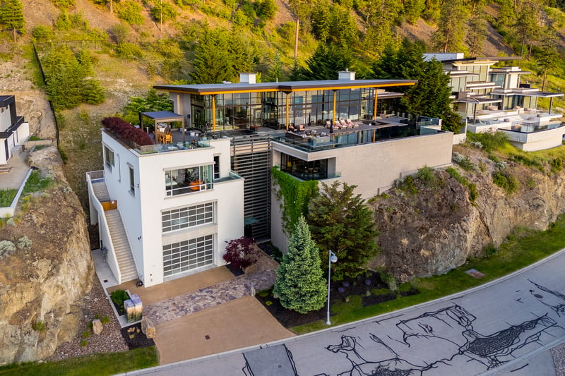 Luxury estate at 19 180 Sheerwater Court, Kelowna, BC — photo 3