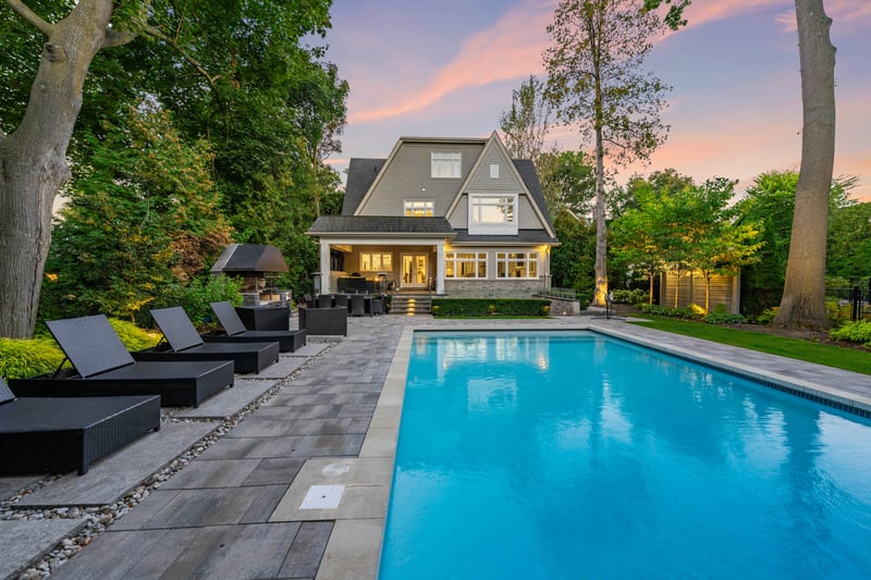 Luxury estate at 3087 Lakeshore Road, Burlington, ON — photo 36