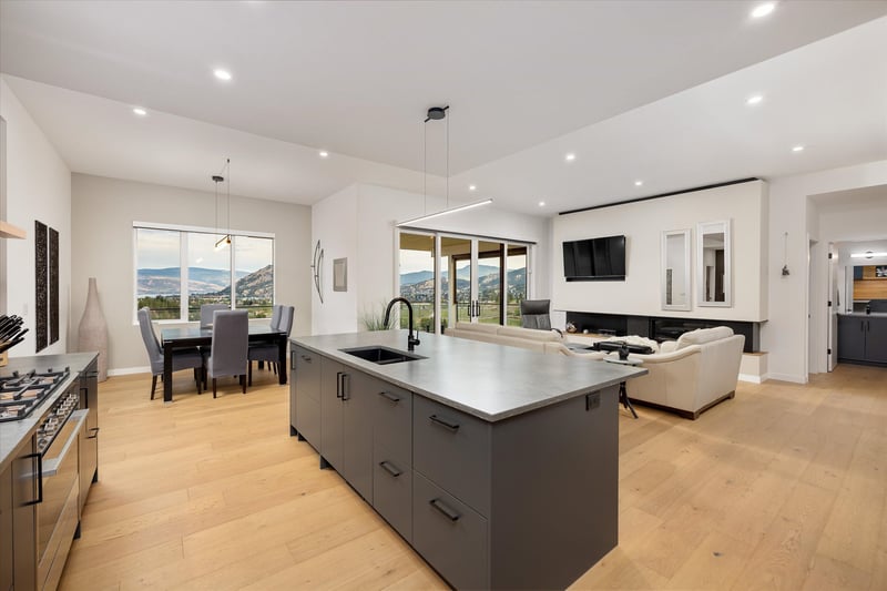 Luxury estate at 17499 Sanborn Street, Summerland, BC — photo 13