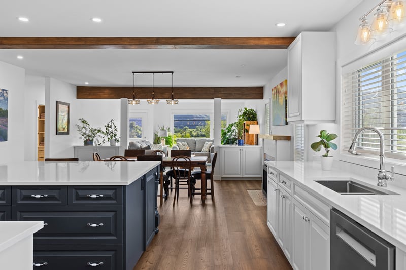 Luxury estate at 7207 Tucelnuit Drive, Oliver, BC — photo 11