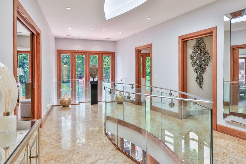 Luxury estate at 1188 Birchview Drive, Mississauga, ON — photo 40