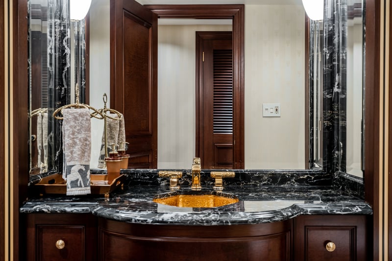 Luxury estate at PH 3000 1050 Burrard Street, Vancouver — photo 14