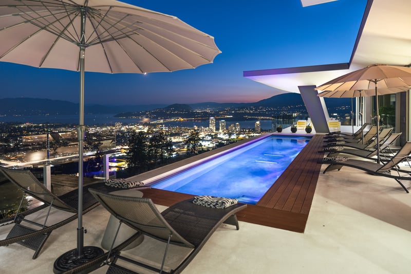 Luxury estate at Kelowna — photo 12