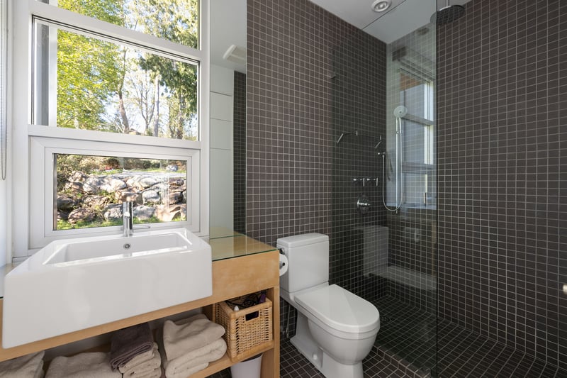 Luxury estate at 931 Ocean Park Lane, Bowen Island, BC — photo 57