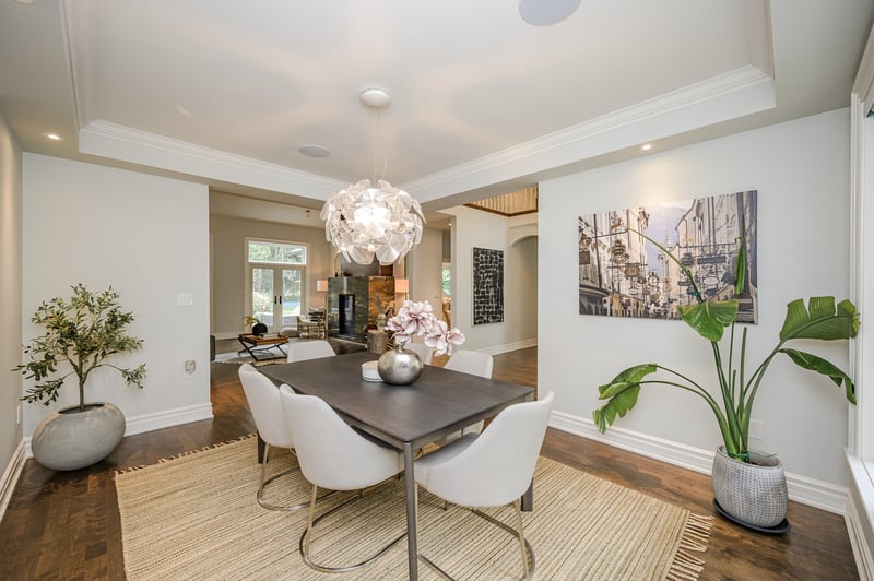 Luxury estate at 4169 Lakeshore Road, Burlington, ON — photo 3