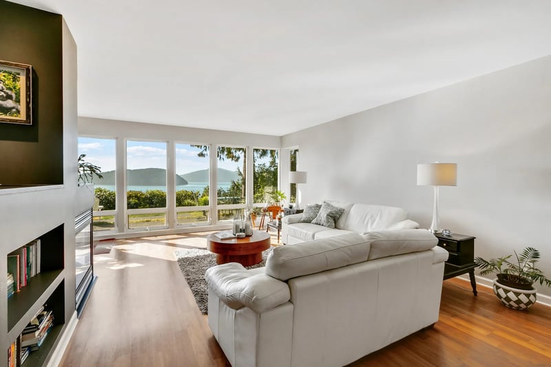Luxury estate at 45 Sweetwater Place, Lions Bay — photo 8