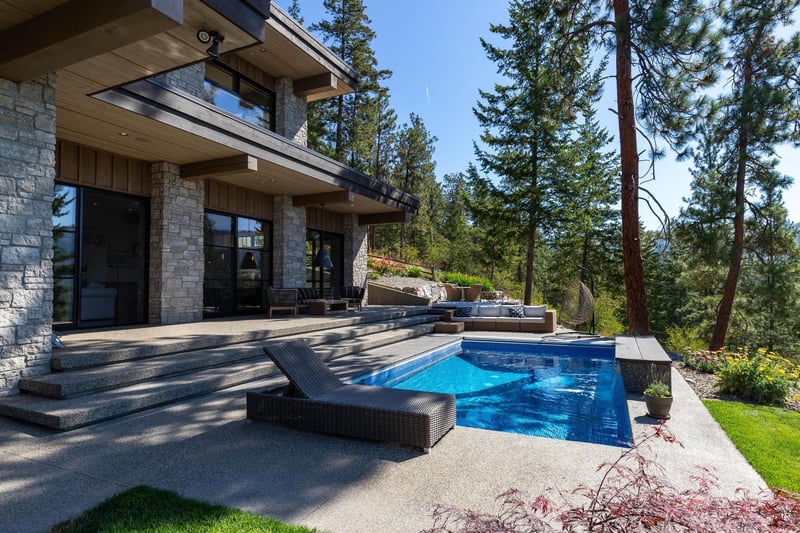 Luxury estate at 26 Commonage Road, Vernon, BC — photo 5