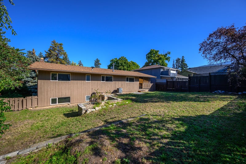 Luxury estate at 1604 39A   Avenue, Vernon, BC — photo 31