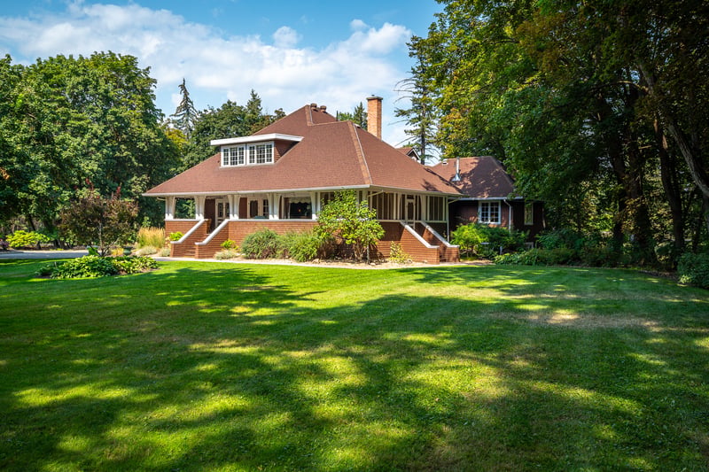 Luxury estate at 9310 Kalamalka Road, Coldstream, BC — photo 3