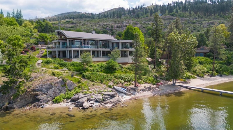 Luxury estate at 5560 Lakeshore Road, Kelowna, BC — photo 7